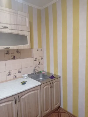 Продається 1-кімнатна квартира в самому серці 2-го мікрорайону