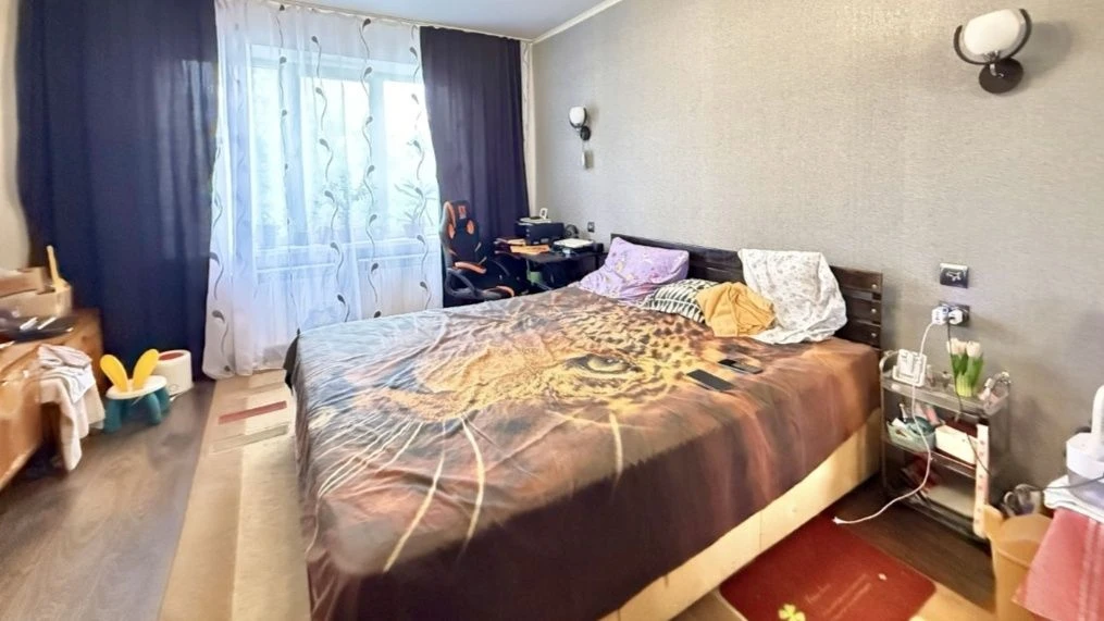 FOR SALE - 4-bedroom apartment in Dnipro!