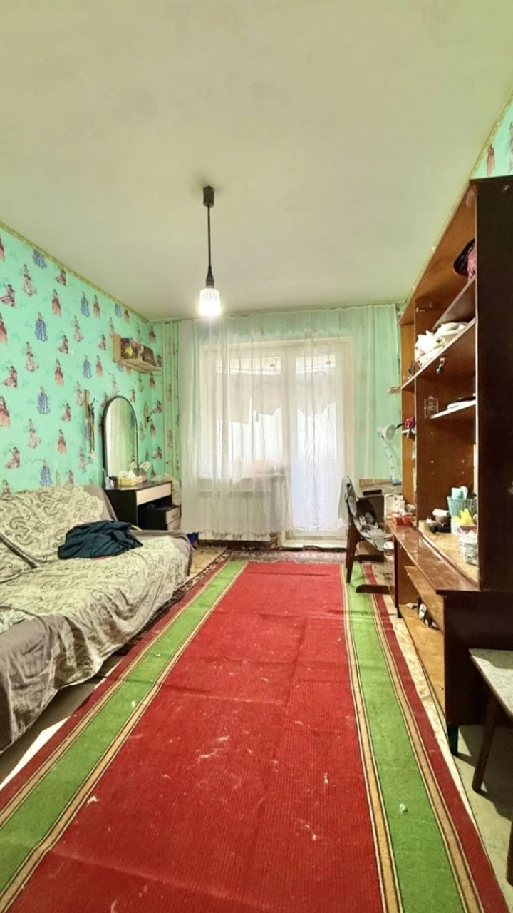 FOR SALE - 4-bedroom apartment in Dnipro!
