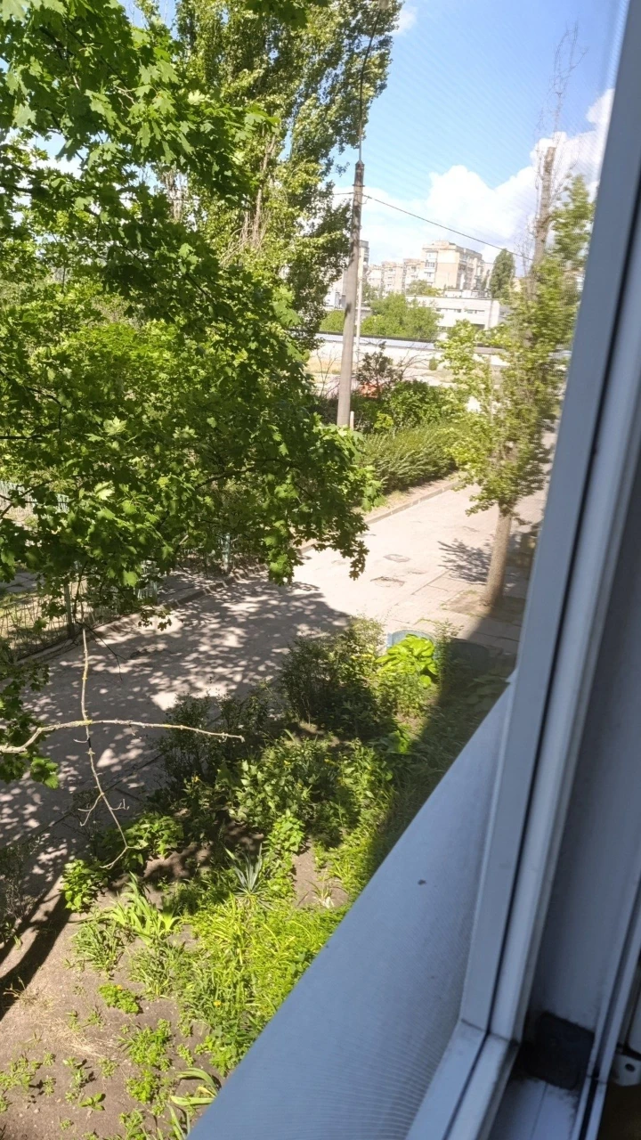 FOR SALE - 4-bedroom apartment in Dnipro!