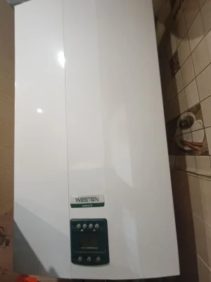 Продается 2-комнатная квартира с отдельной кухней и газовым котлом