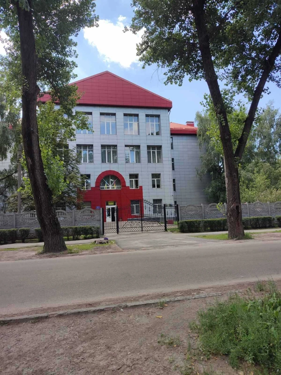 Лучшая цена в районе! Продам 2-х комн. на Соцгороде