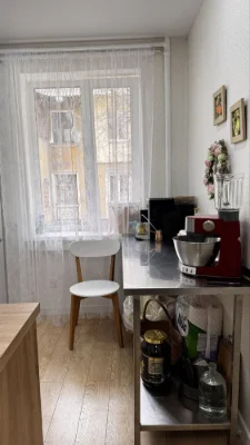 Продається двокімнатна квартира на вулиці Горплощадки