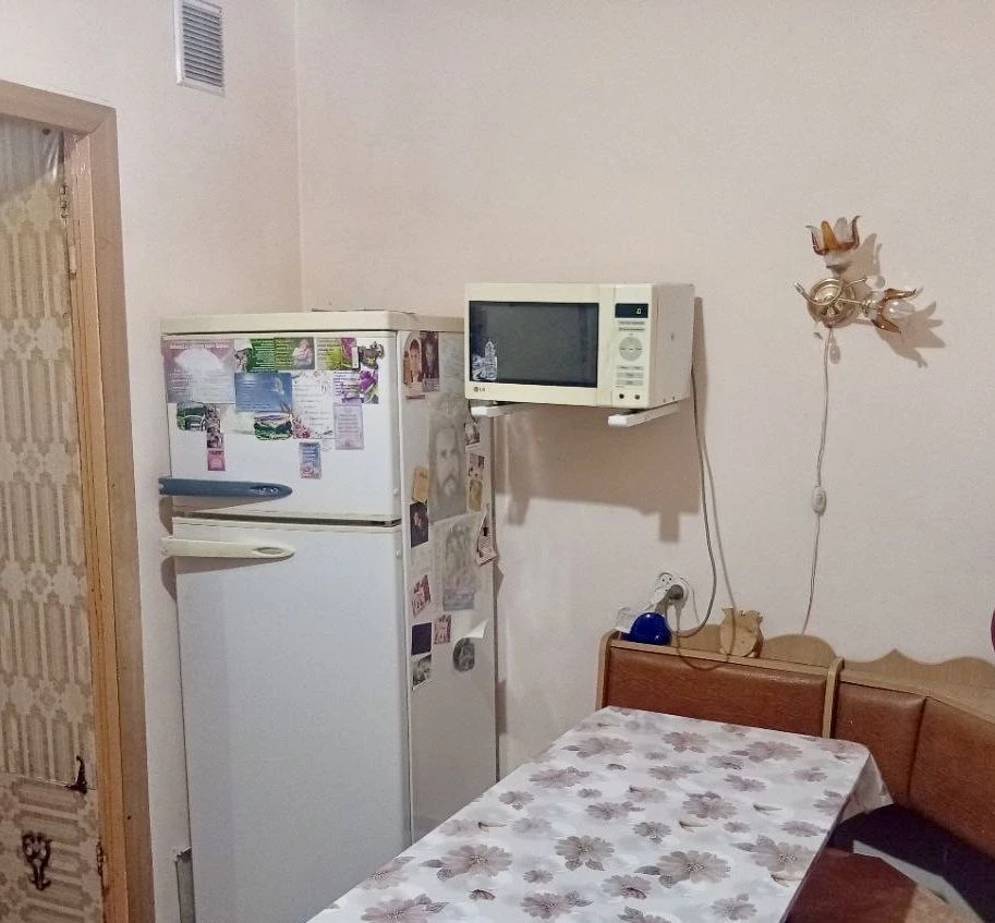 Продається 3-кімнатна квартира, Левий берег