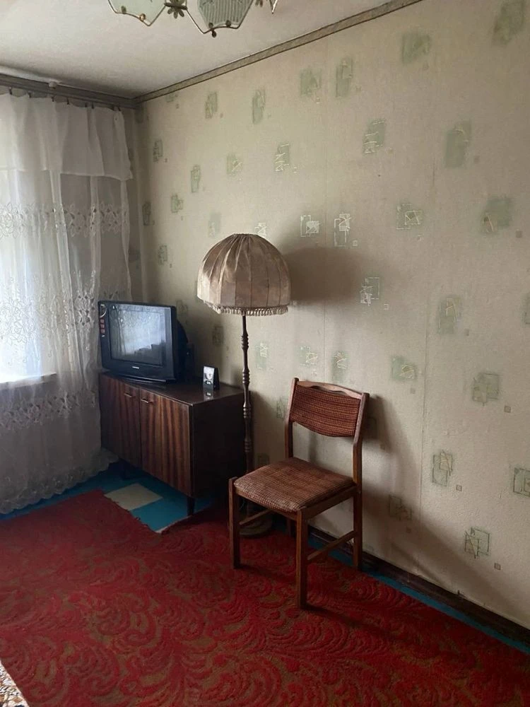 For Sale: 2-room apartment on the BAME