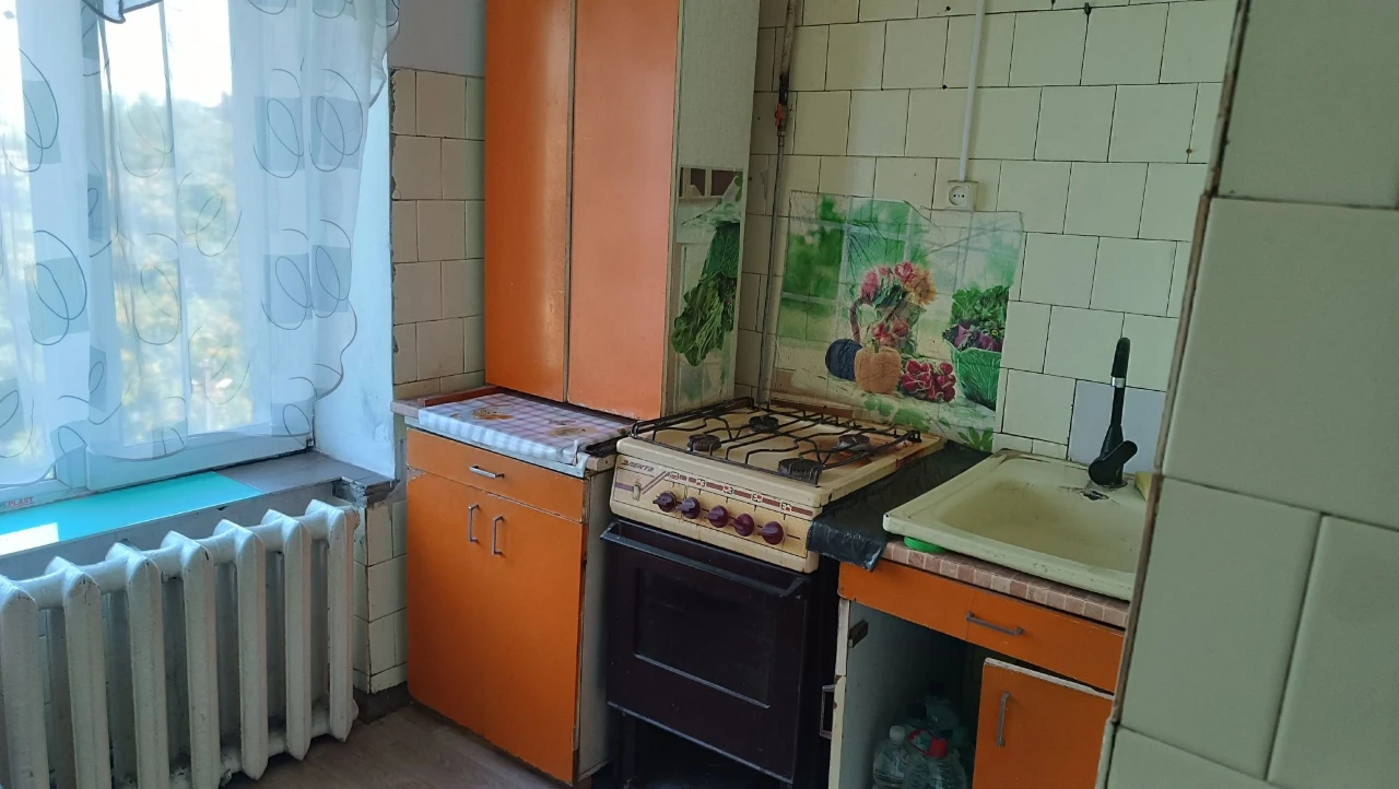 For Sale: 3 rooms, Vladimir Sirenko Street (Loktykhova)