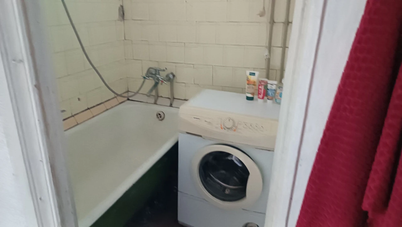 For Sale: 3 rooms, Vladimir Sirenko Street (Loktykhova)