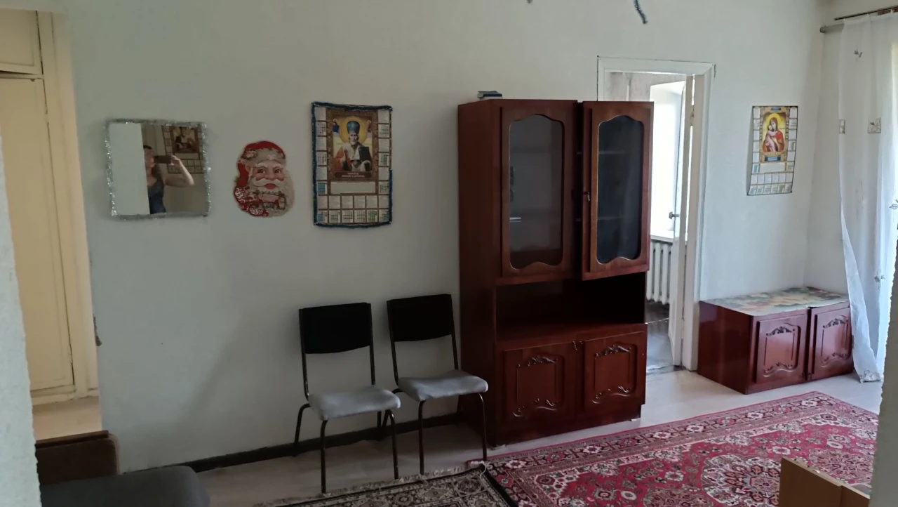 For Sale: 3 rooms, Vladimir Sirenko Street (Loktykhova)