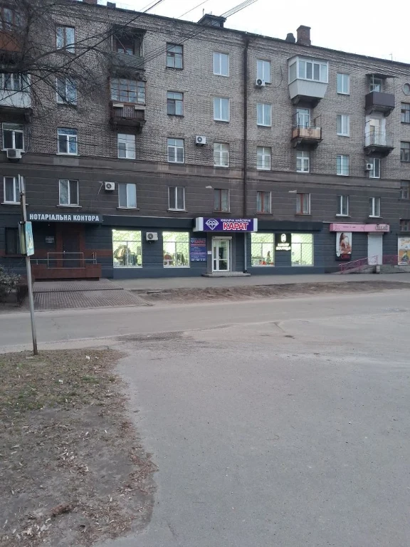 For Sale: 2-room Stalin-era apartment, separate rooms, address: Sachko Street/Center
