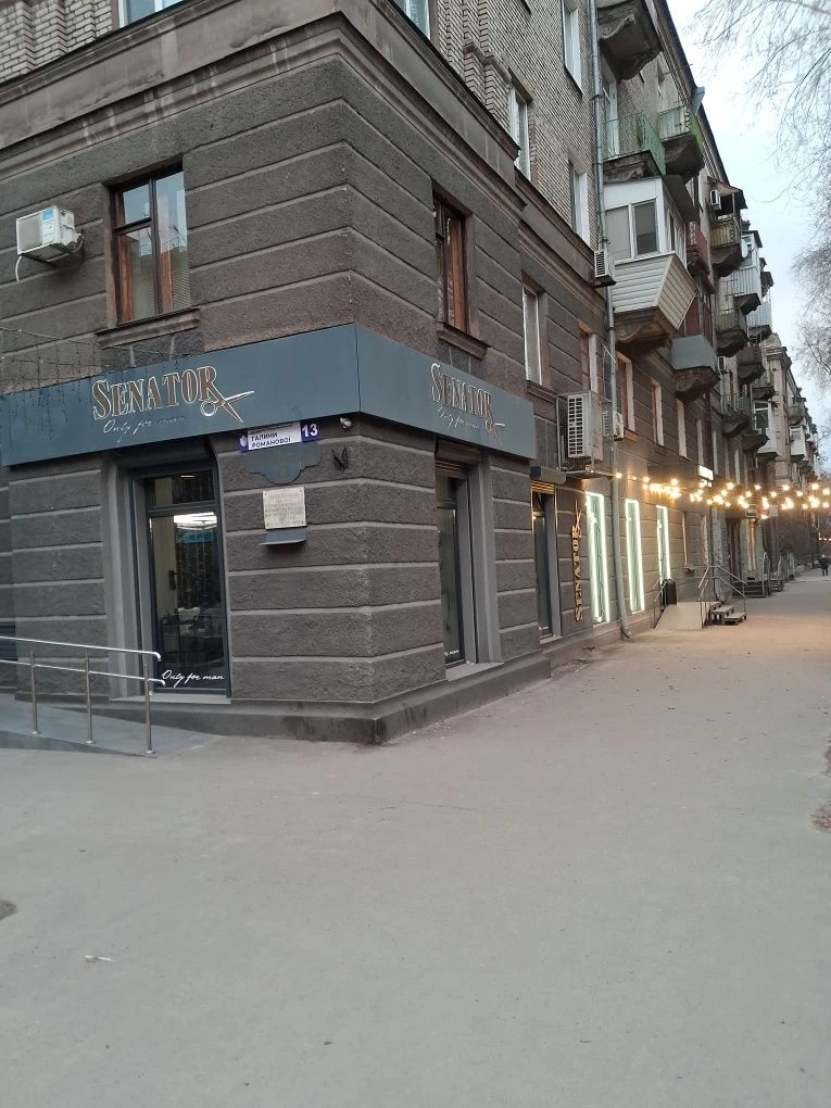 For Sale: 2-room Stalin-era apartment, separate rooms, address: Sachko Street/Center