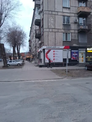 For Sale: 2-room Stalin-era apartment, separate rooms, address: Sachko Street/Center