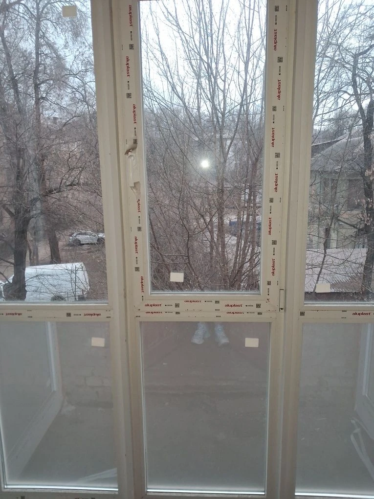 For Sale: 2-room Stalin-era apartment, separate rooms, address: Sachko Street/Center