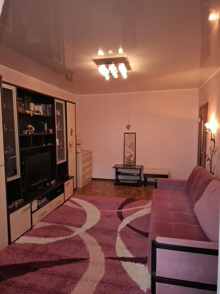 Продажа 3-комнатной квартиры, кирпичное здание