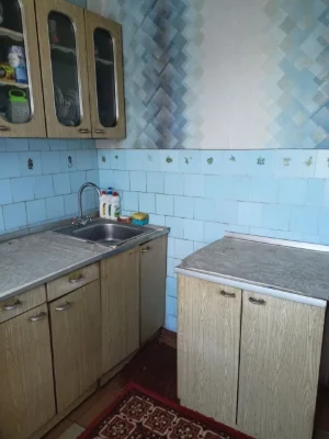 Продаж: 3-кімнатна квартира на Левому березі, 1 мікрорайон