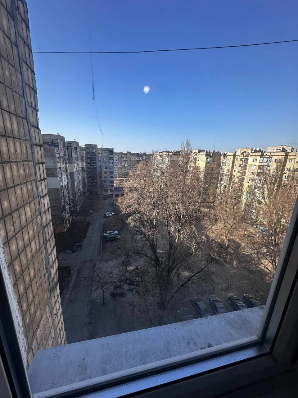Продаж: 3-кімнатна квартира на Левому березі, 1 мікрорайон