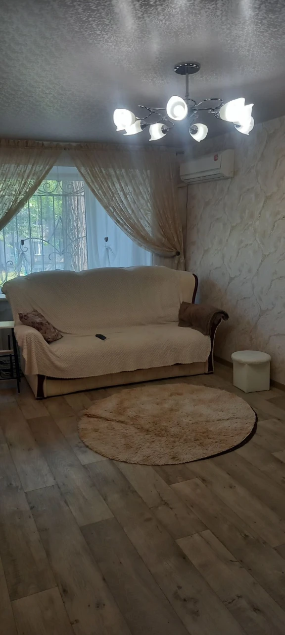 Продаж 3-кімнатної квартири 60м² в будинку на 5 поверсі.