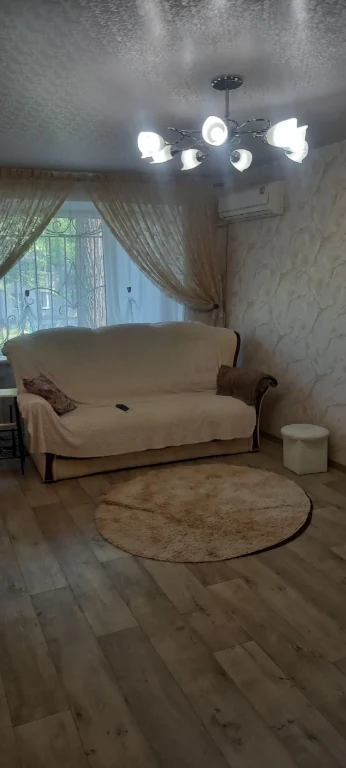 Продаж 3-кімнатної квартири 60м² в будинку на 5 поверсі.