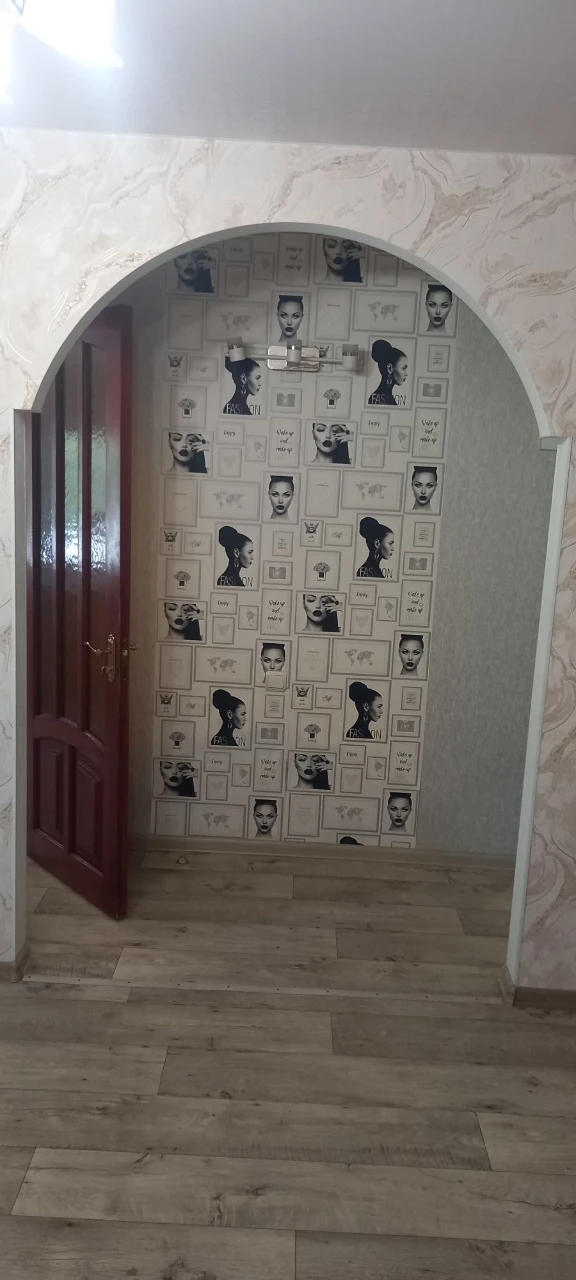 Продаж 3-кімнатної квартири 60м² в будинку на 5 поверсі.