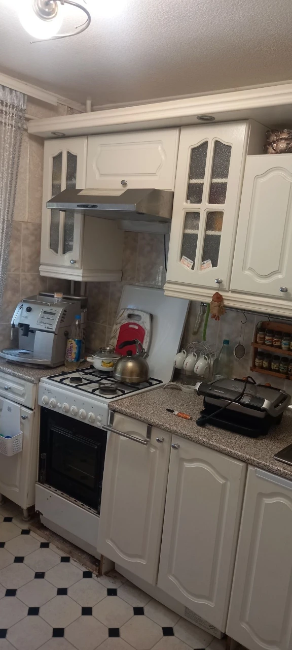 Продаж 3-кімнатної квартири 60м² в будинку на 5 поверсі.