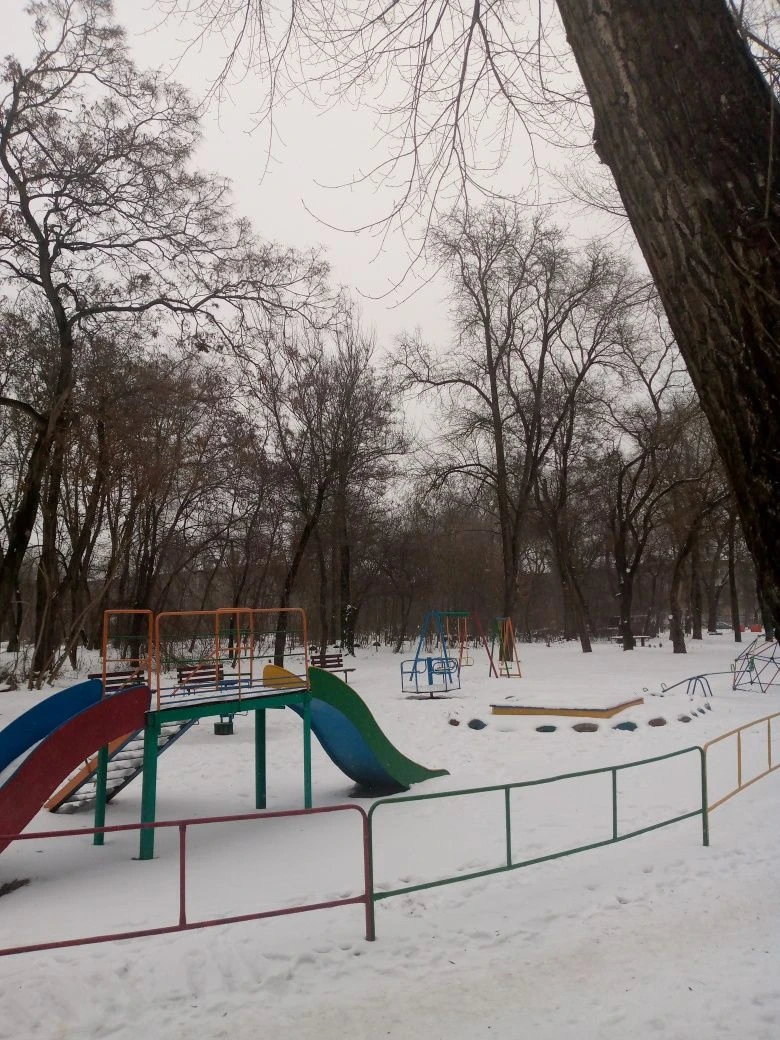 Продається двокімнатна квартира у ДНЕПРІ-СТРОЄ!