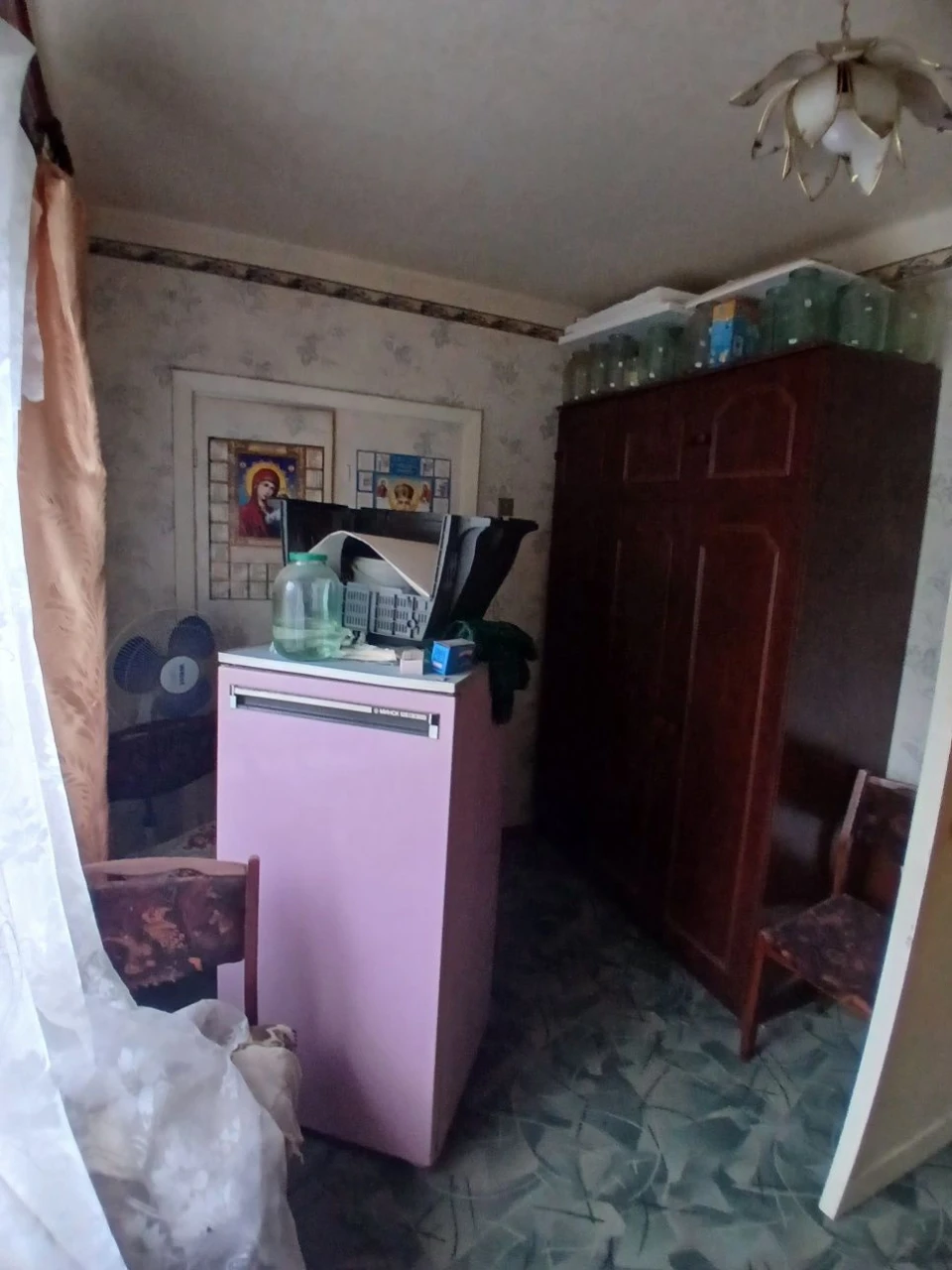 Продам 2-кімнатну квартиру по вулиці Михайла Грушевського V.
