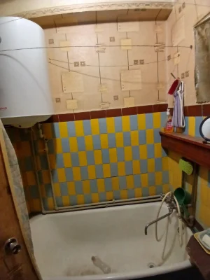Продам 2-кімнатну квартиру по вулиці Михайла Грушевського V.