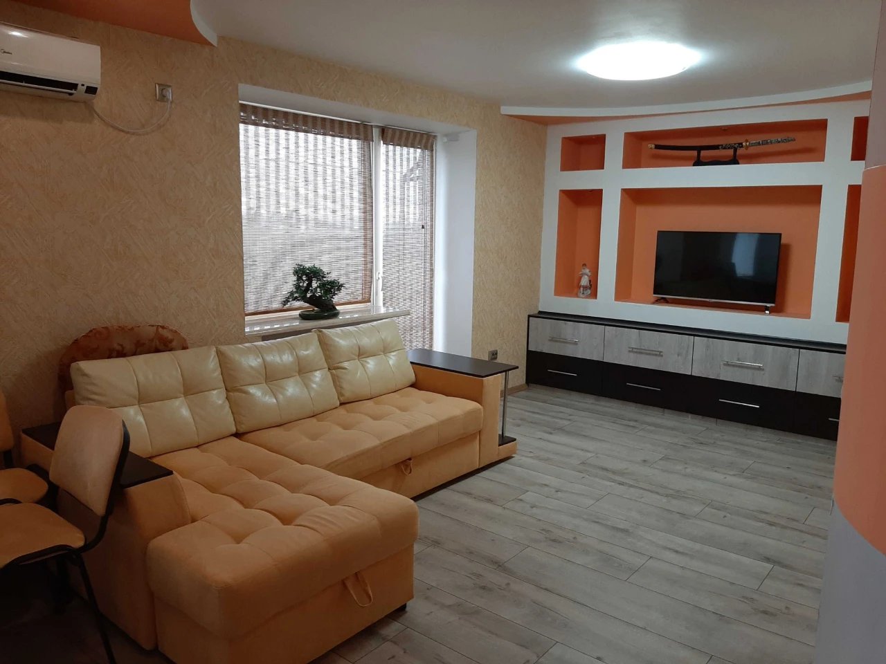 ПРОДАЖ ОДНОКІМНАТНОЇ КВАРТИРИ (вул. Сергія Слісаренка) (Н)