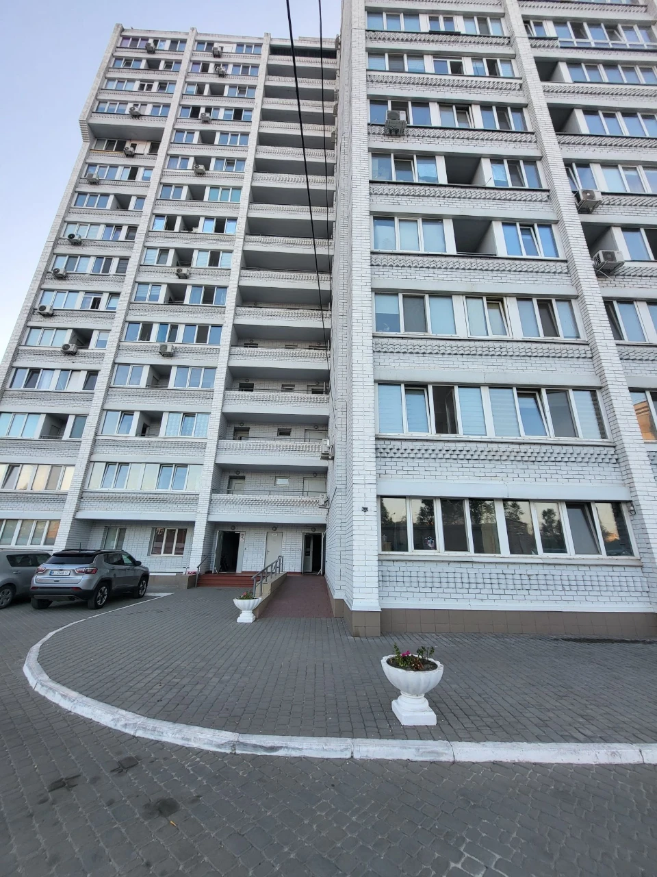 Продаётся 3-комнатная квартира 94 м² в доме ОСББ. Левый бере