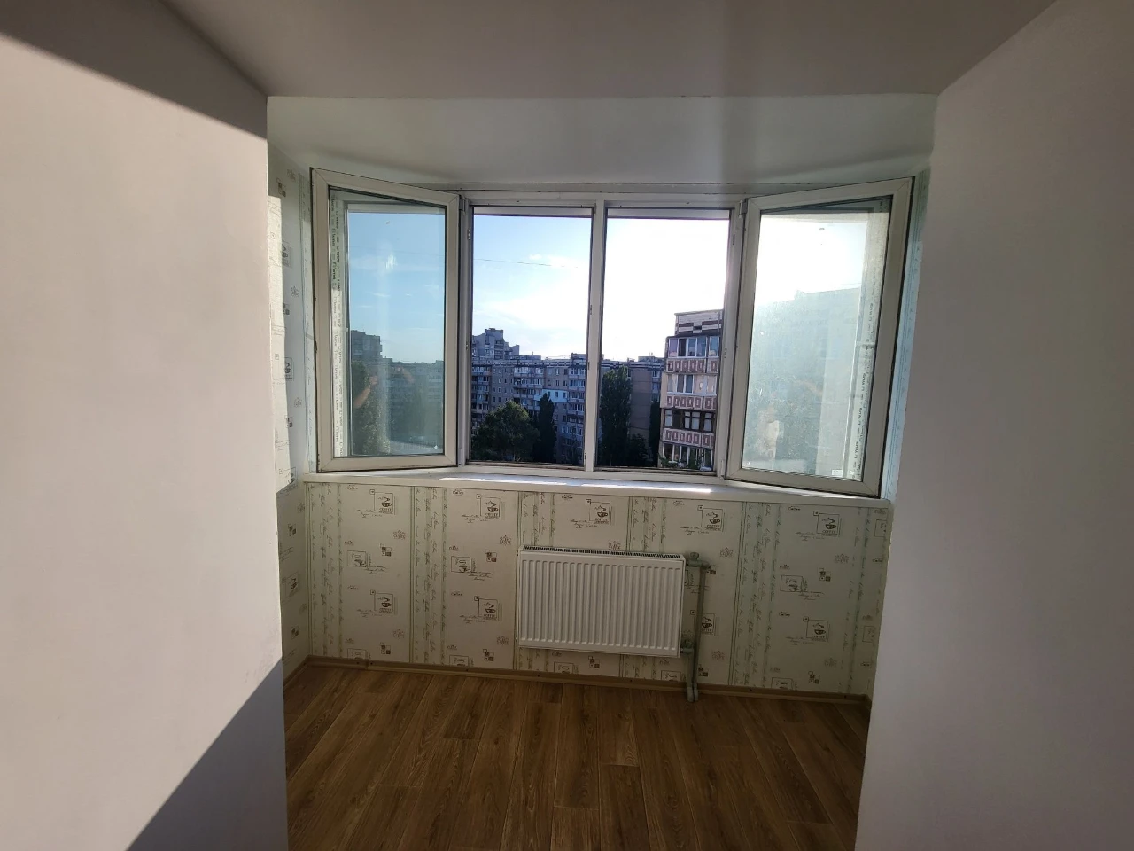 Продаётся 3-комнатная квартира 94 м² в доме ОСББ. Левый бере