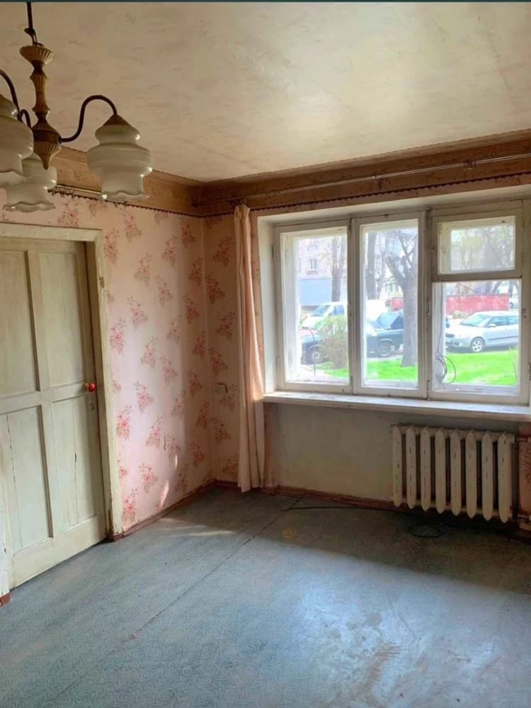 Продам 3х комнатную квартиру. Днепрострой.