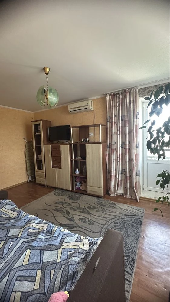 Продажа 2-комнатной квартиры с мебелью и техникой. Каменское, левый берег
