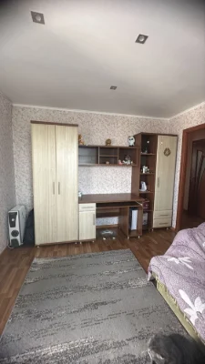 Продажа 2-комнатной квартиры с мебелью и техникой. Каменское, левый берег