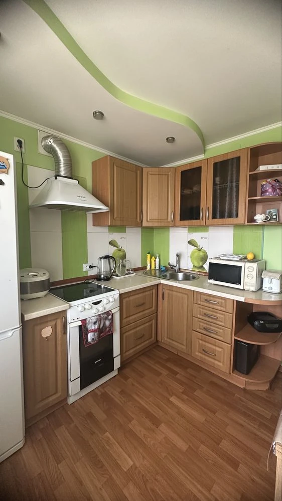 Продажа 2-комнатной квартиры с мебелью и техникой. Каменское, левый берег