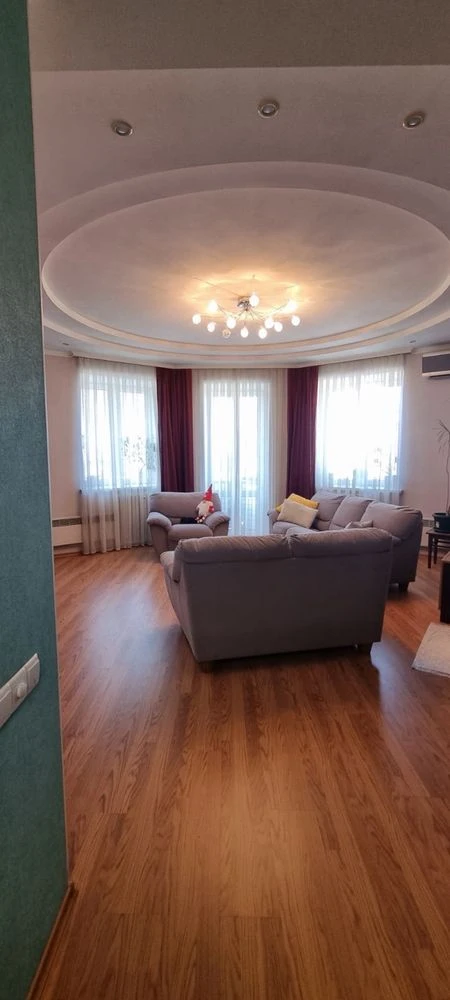 Sale of a 3-room apartment in the center of Kam'yanske SER