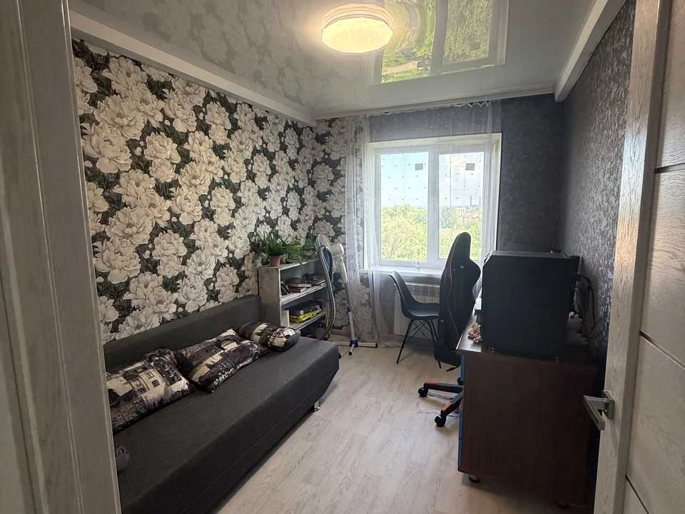 Квартира. Кам'янське, проспект Відродження (Аношкіна)