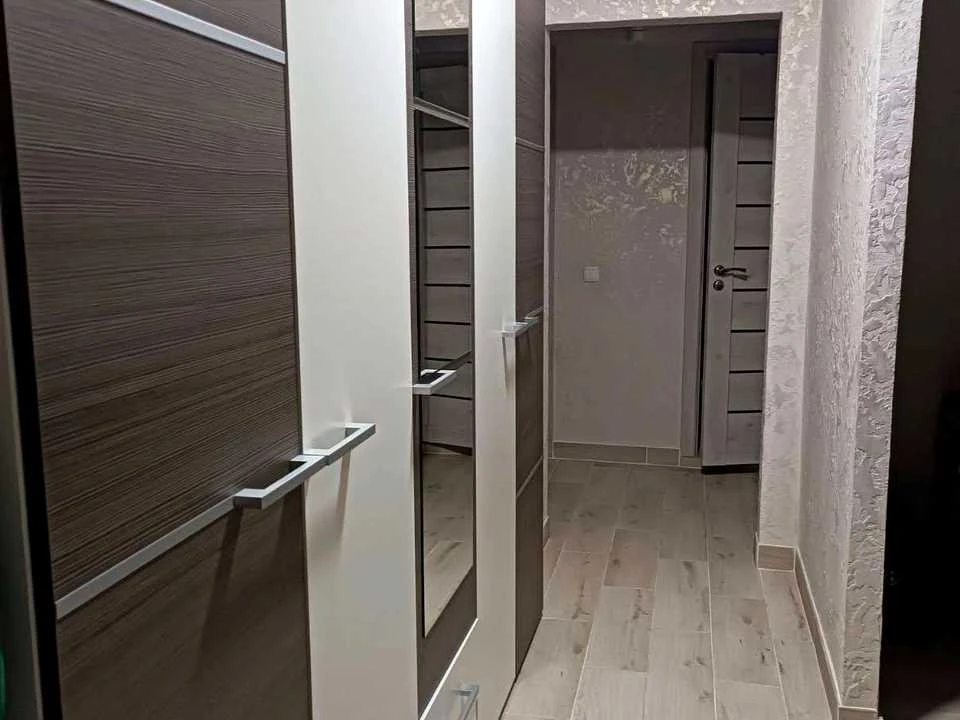 Квартира. Каменское, Каменское (Днепродзержинск), Айвазов