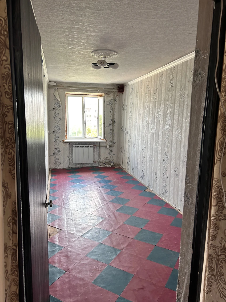 Квартира, 2 комнаты, г. Каменское.