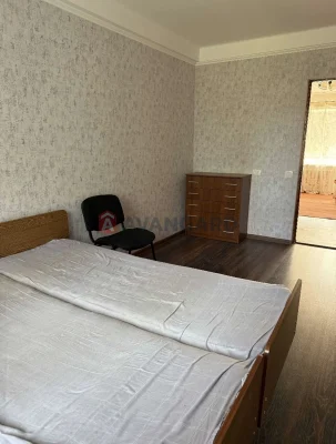 Apartment for Sale / E-transfer