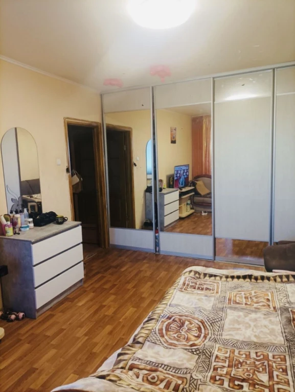 Продам 2-к квартира с автономным отоплением на 3-м микрорайо