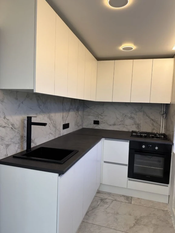 Продается 2-к квартира 53 м² с евроремонтом на Черемушках  !