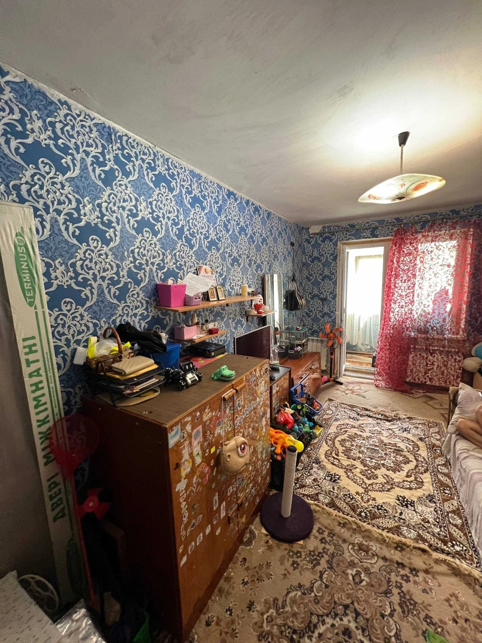 Продається 4-кімнатна квартира на Лівому березі (1-й мікрорайон), Кам'я