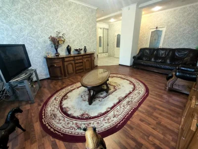 Квартира. Дніпродзержинськ, Кам'янське