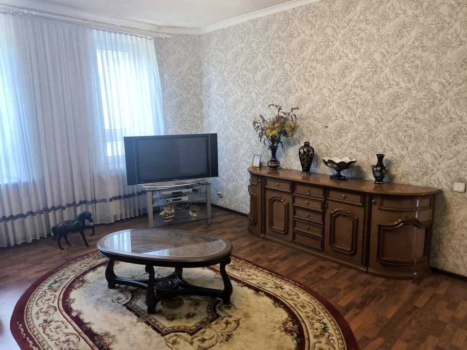 Квартира. Дніпродзержинськ, Кам'янське