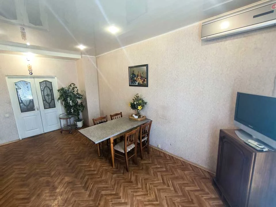 Квартира. Дніпродзержинськ, Кам'янське