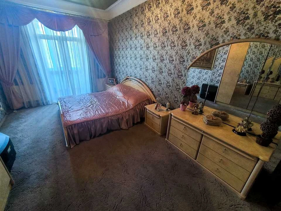 Квартира. Дніпродзержинськ, Кам'янське