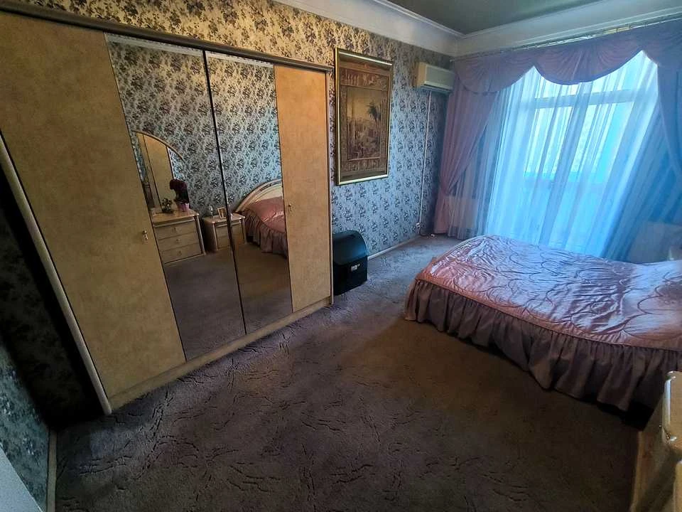 Квартира. Дніпродзержинськ, Кам'янське