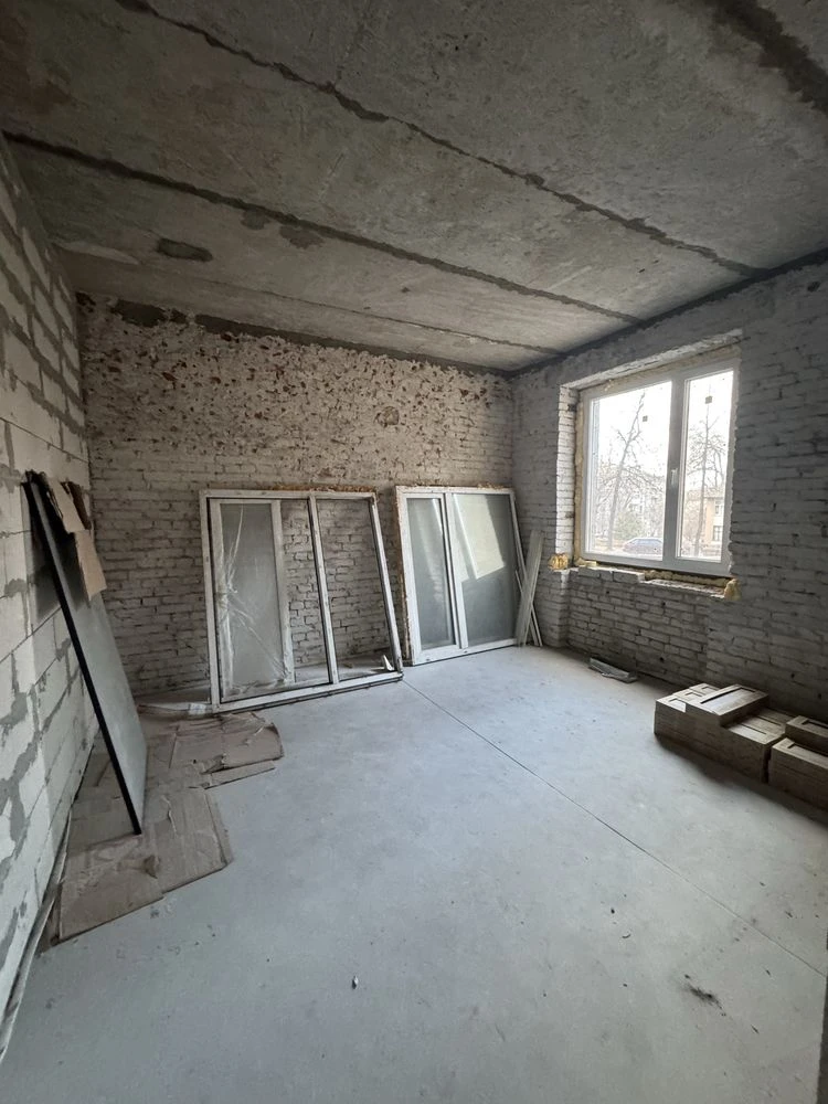 For Sale: 2-bedroom apartment, 90 sq m in the city center!