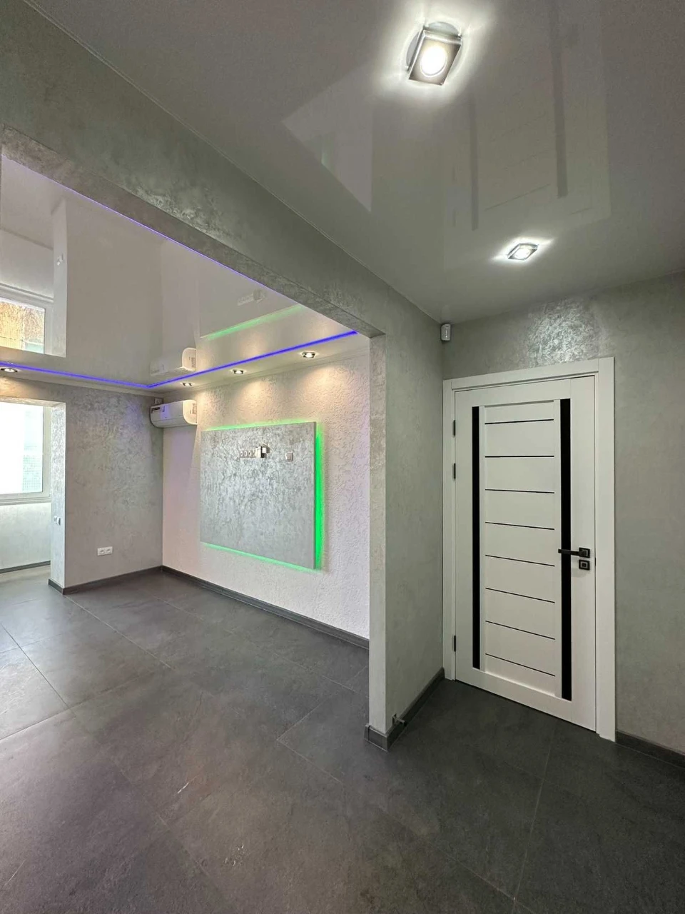 FOR SALE - 2-room apartment, 11th micro-district (left bank)