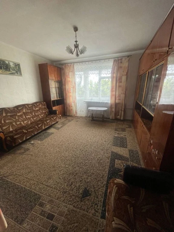 Продажа 3 комнатной квартиры с раздельными комнатами, в кирп