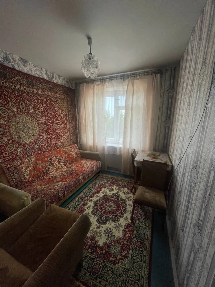 Продажа 3 комнатной квартиры с раздельными комнатами, в кирп
